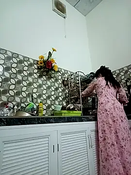    Erin    online show from March 19, 2025, 2:57 pm