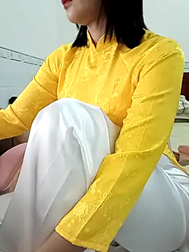    Erin    online show from January 17, 2026, 2:33 pm