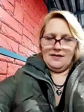 Forest-Lady online show from February 22, 2025, 6:19 pm