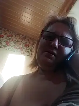 Forest-Lady online show from December 14, 2025, 9:36 am