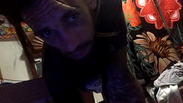 Snapshot of Robriguezxxx chatting on May 28, 2026, 8:44 am Robriguezxxx online show from May 28, 2026, 8:44 am