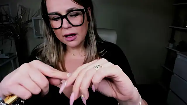 teaseDiana online show from January 2, 2025, 1:51 pm