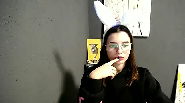 Snapshot of lady_olivia_ chatting on December 9, 2024, 4:26 pm lady olivia online show from December 9, 2024, 4:26 pm
