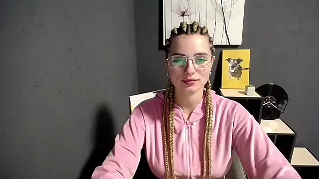 Snapshot of lady_olivia_ chatting on October 15, 2025, 3:56 pm lady olivia online show from October 15, 2025, 3:56 pm