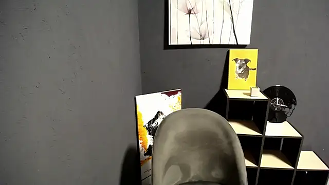 lady olivia  online show from February 3, 2026, 6:35 pm