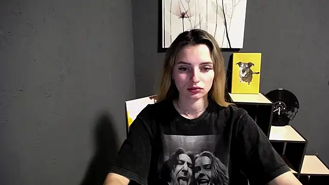 Snapshot of lady_olivia_ chatting on May 5, 2026, 2:14 pm lady olivia online show from May 5, 2026, 2:14 pm