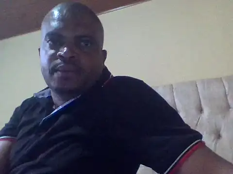 lui cuuty online show from October 29, 2025, 6:31 pm