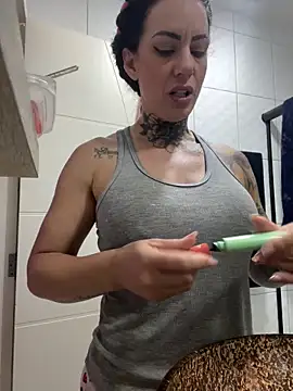 YasmimBrasil online show from October 31, 2025, 8:59 am