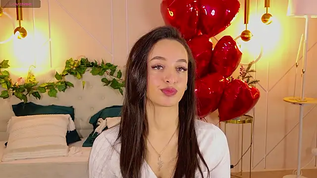 Lolly Neal online show from February 15, 2026, 4:31 am