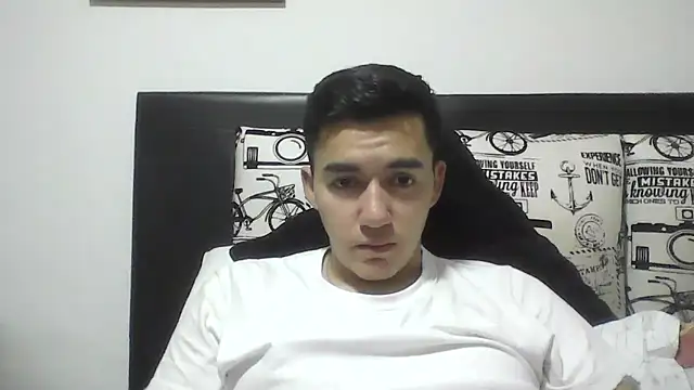 Estebitan vm online show from February 13, 2026, 4:19 am