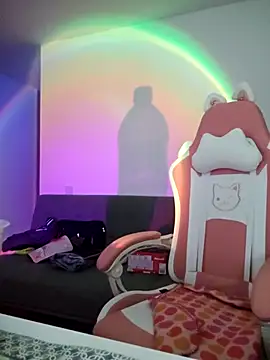 azumiichan online show from October 11, 2025, 12:10 am