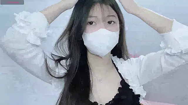 tanhxiu online show from December 3, 2024, 7:54 am