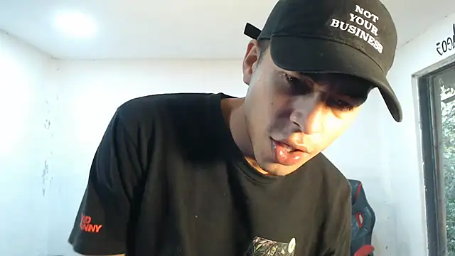 danielitopapuu online show from October 23, 2025, 12:37 pm