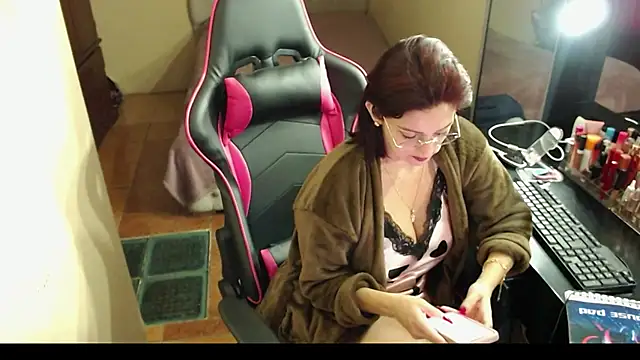 Carol Scottt online show from January 10, 2025, 2:13 pm