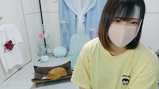Snapshot of MEI--55 chatting on September 17, 2025, 9:11 am MEI--55 online show from September 17, 2025, 9:11 am