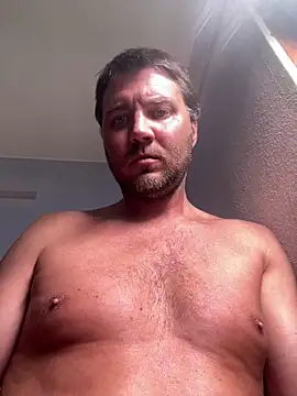 Brando2585 online show from May 8, 2026, 5:57 am