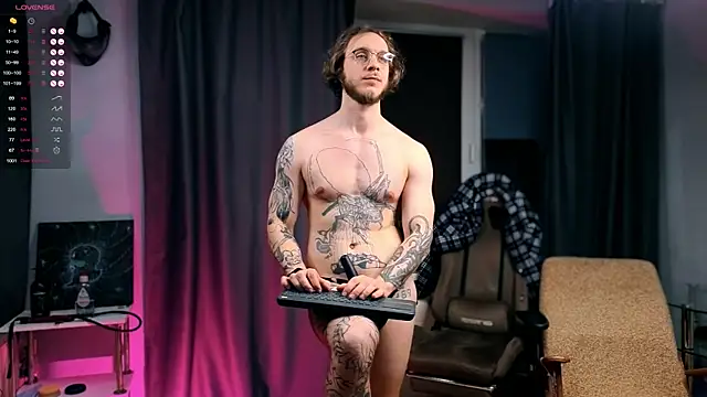 pleasure8869 online show from October 17, 2025, 8:44 pm