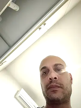 eAndrefHarrf online show from February 25, 2026, 12:53 am