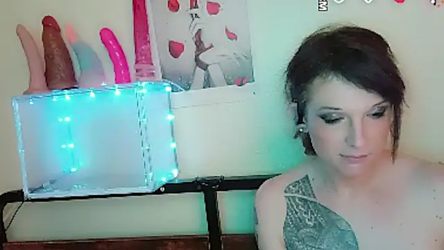 cassiemichellexx online show from April 8, 2026, 11:10 am