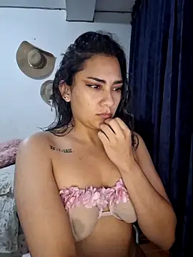 Thaliacooper  online show from January 18, 2025, 5:20 am