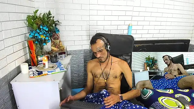 GeorgeZarrate online show from July 11, 2026, 3:53 am