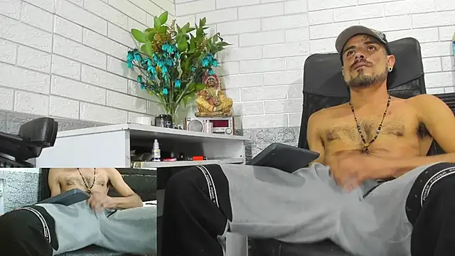 GeorgeZarrate online show from July 20, 2026, 2:04 am