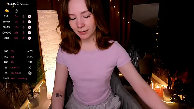 LanaBlu  online show from October 9, 2025, 5:16 am