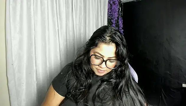 AvrilRizoX online show from May 1, 2026, 2:49 am