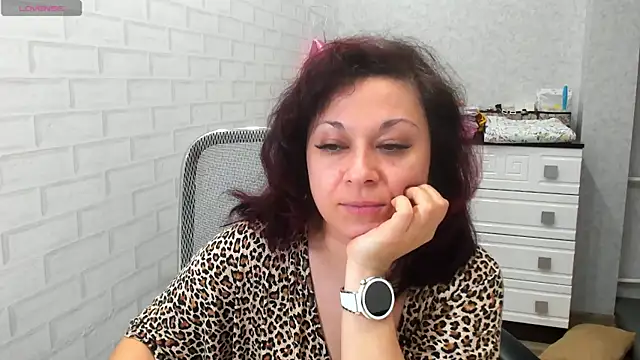 Snapshot of TeasyLana chatting on April 10, 2026, 4:39 am TeasyLana online show from April 10, 2026, 4:39 am