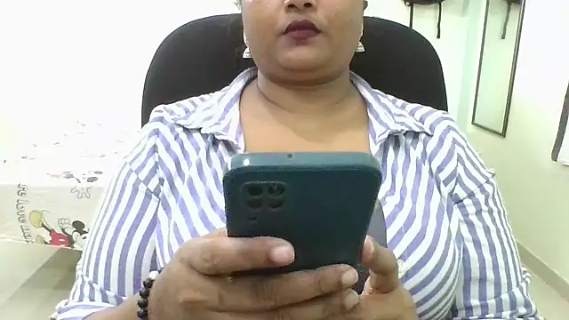 Snapshot of tamil_ureniya chatting on January 26, 2025, 6:58 pm tamil ureniya online show from January 26, 2025, 6:58 pm
