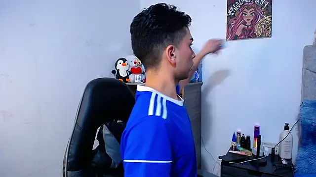 OwenBluee online show from January 9, 2026, 5:32 am