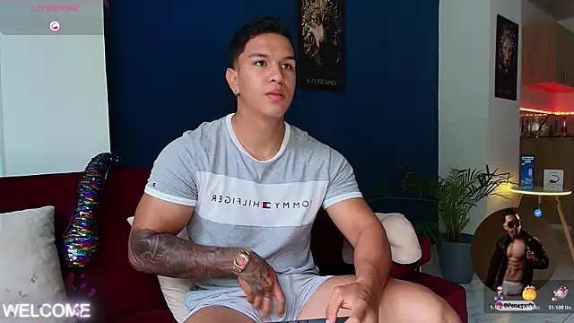 Taylor John online show from November 10, 2025, 1:32 pm