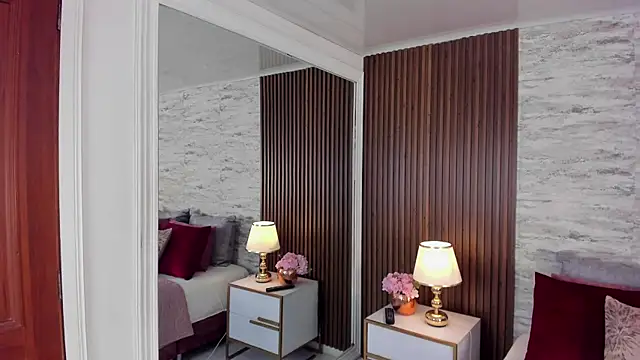 AndreaPink2024 online show from November 19, 2025, 1:33 pm