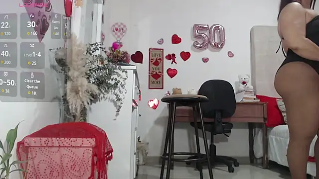 Jadeee  online show from March 27, 2026, 8:08 pm