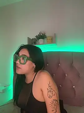 angellique 22 online show from March 20, 2025, 10:10 am