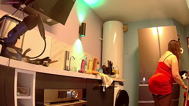 Endrocleia online show from February 19, 2025, 9:47 pm