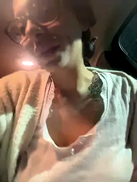 myloveforyouu online show from November 27, 2025, 12:56 am