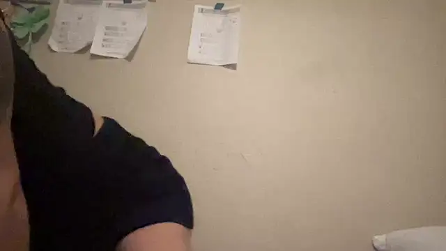 myloveforyouu online show from April 12, 2026, 12:59 am