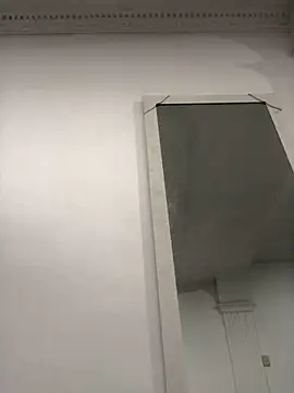 SweetLatiin  online show from September 27, 2025, 9:31 pm