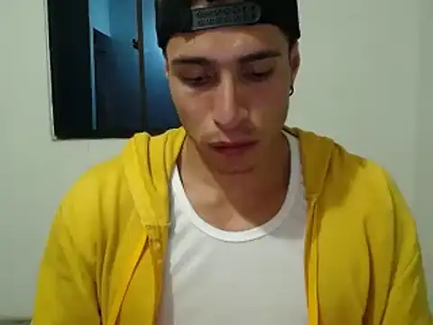Snapshot of jack_pergurtson01 chatting on June 9, 2026, 12:11 am jack pergurtson01 online show from June 9, 2026, 12:11 am