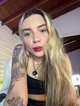 Snapshot of mariablonde_ chatting on September 25, 2025, 7:39 pm mariablonde online show from September 25, 2025, 7:39 pm