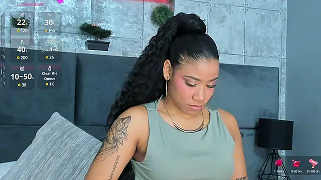 Snapshot of Salome_Diaz_ chatting on March 22, 2025, 12:46 pm Salome Diaz  online show from March 22, 2025, 12:46 pm