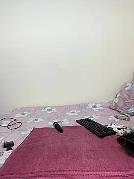 HornyxLadie online show from February 10, 2026, 12:04 am