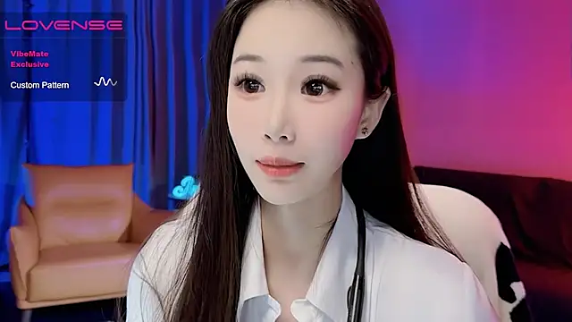 JoooJo  online show from December 13, 2024, 3:43 pm