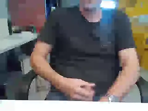 Raimundo1971 online show from November 13, 2025, 6:07 pm