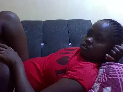 Sweetcecie01 online show from January 15, 2026, 7:06 pm