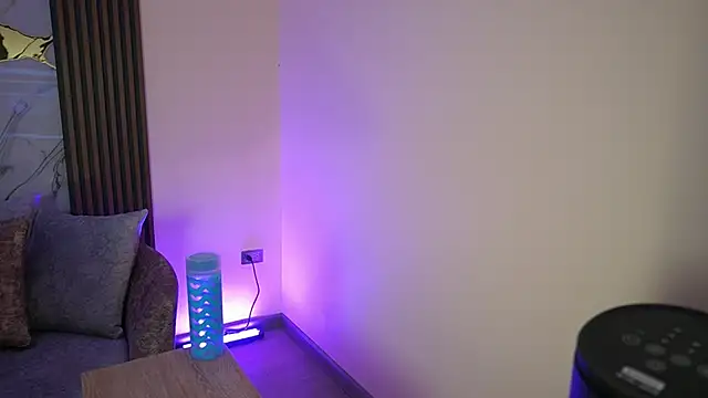 Anybuny online show from October 13, 2025, 11:32 am