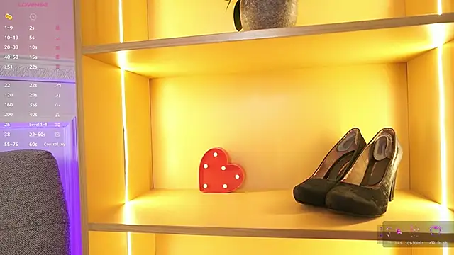 Anybuny online show from November 15, 2025, 12:02 pm