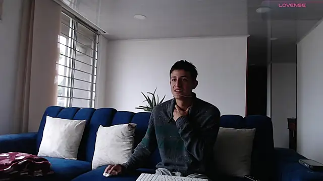 Snapshot of ashely_ryan24 chatting on March 11, 2025, 12:50 pm ashely ryan24 online show from March 11, 2025, 12:50 pm
