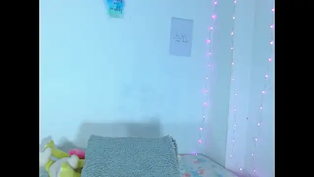 auroraa sexy online show from February 4, 2025, 7:33 pm